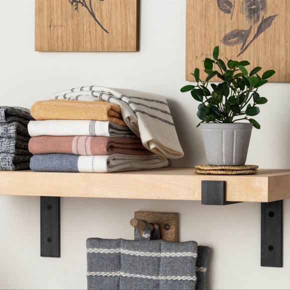 FIRM JUST PRICE DROPPED 7.5” Mini Faux Bean Potted Plant Hearth & Hand - Picture 2 of 2